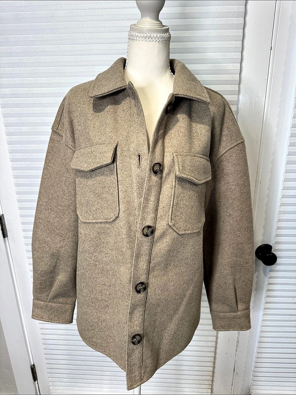 Avec Les Filles Button Front Boyfriend Shacket Brown Medium